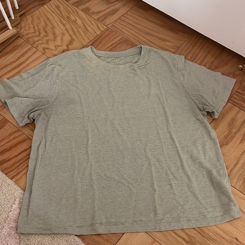 Light green Target t-shirt, size L